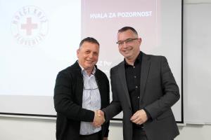 011 Rdeci kriz Foto atelje Postojna